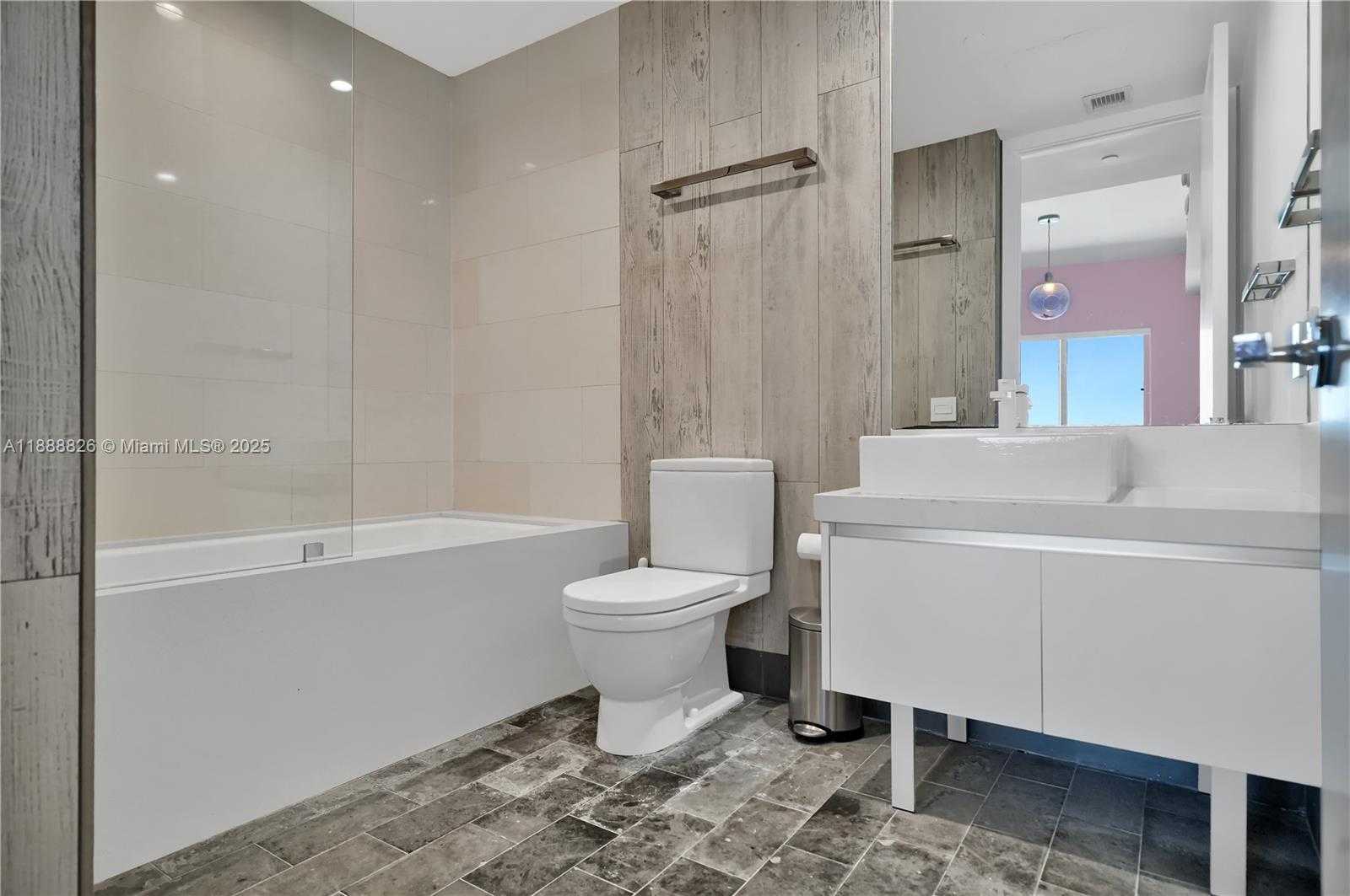 Small Image of 1100 BISCAYNE BLVD #PH6302, Miami Number 39