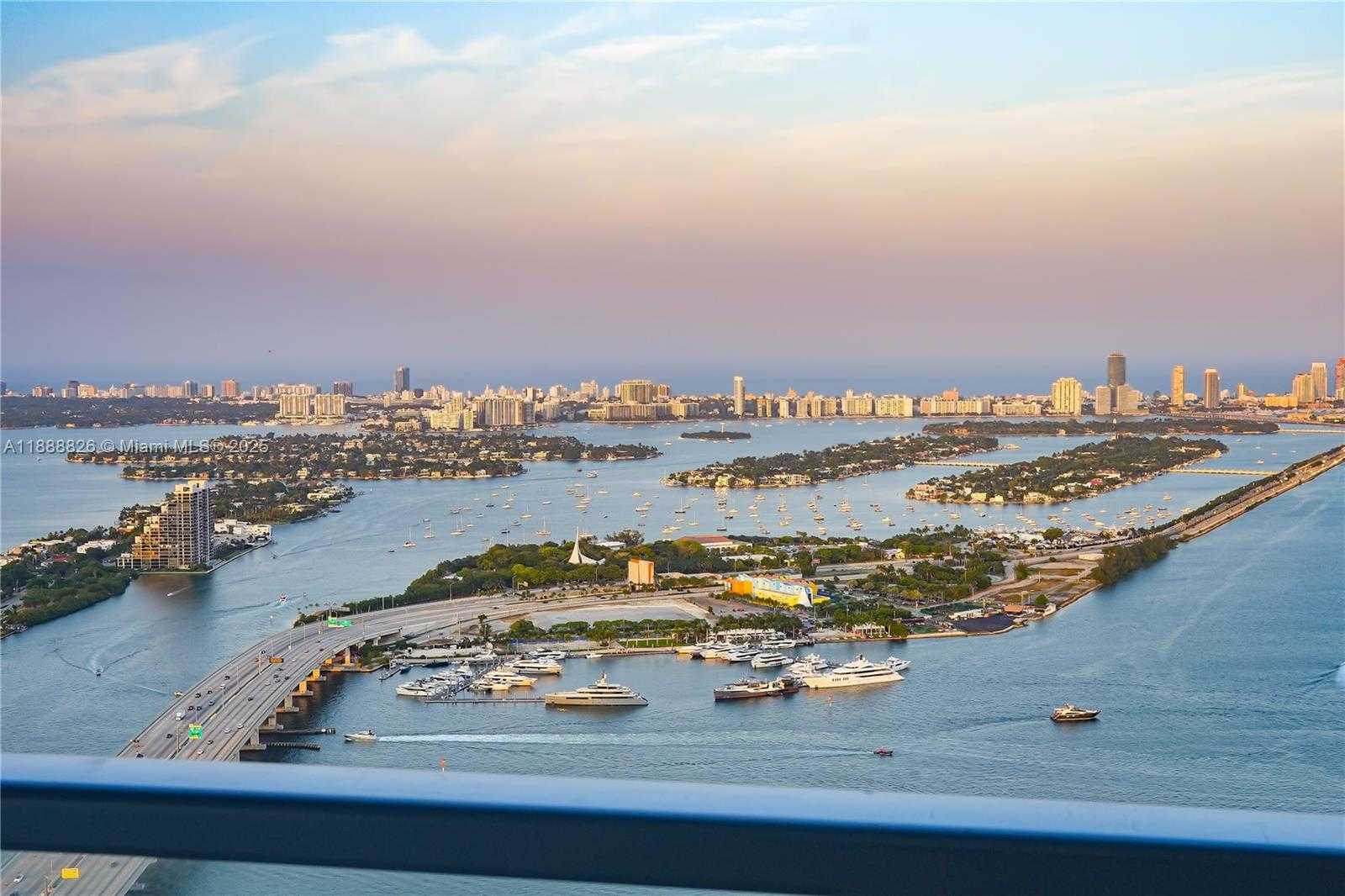Small Image of 1100 BISCAYNE BLVD #PH6302, Miami Number 4