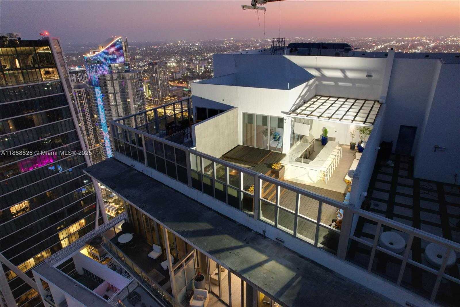 Small Image of 1100 BISCAYNE BLVD #PH6302, Miami Number 74