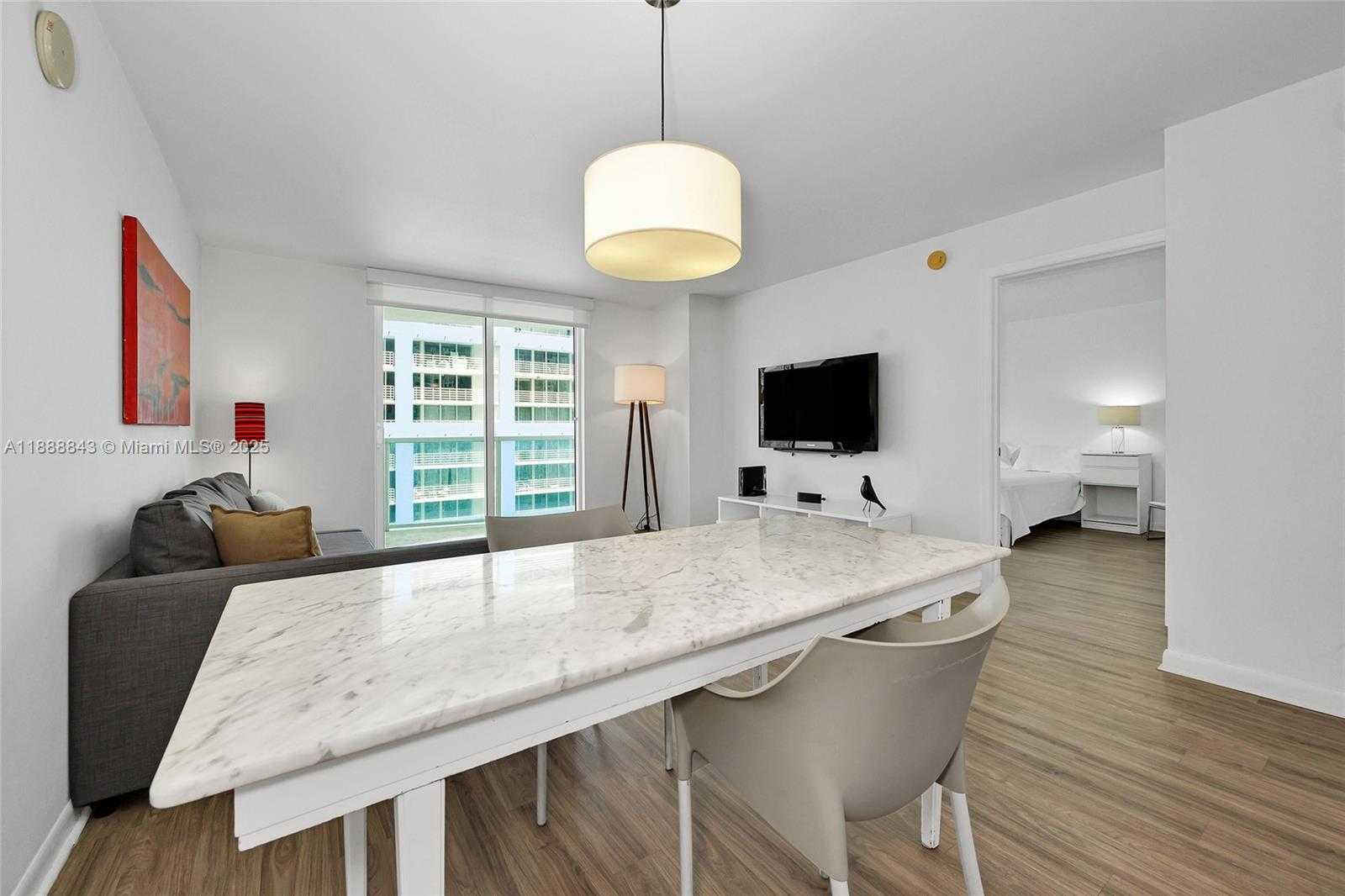 Small Image of 2101 BRICKELL AVENUE #905, Miami Number 10