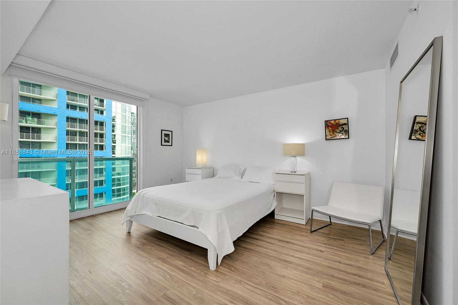 Small Image of 2101 BRICKELL AVENUE #905, Miami Number 20