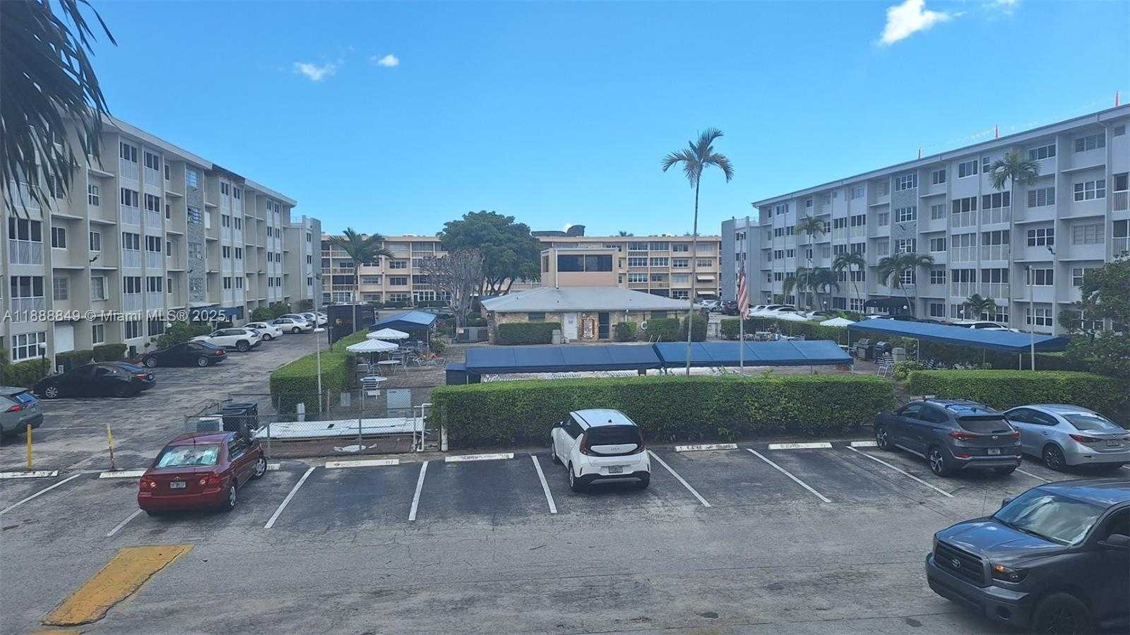 Small Image of 215 SOUTH EAST 3RD AVE #202D, Hallandale Beach Number 10