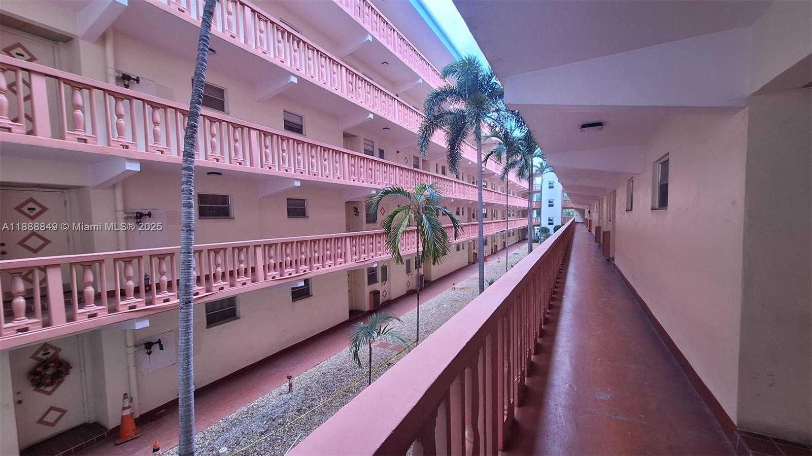 Small Image of 215 SOUTH EAST 3RD AVE #202D, Hallandale Beach Number 8