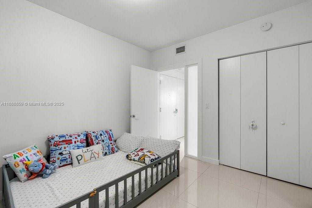 Small Image of 488 NORTH EAST 18TH ST #908, Miami Number 30