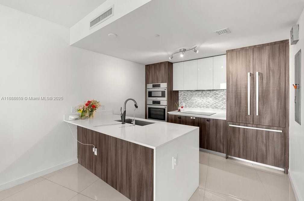 Small Image of 488 NORTH EAST 18TH ST #908, Miami Number 33