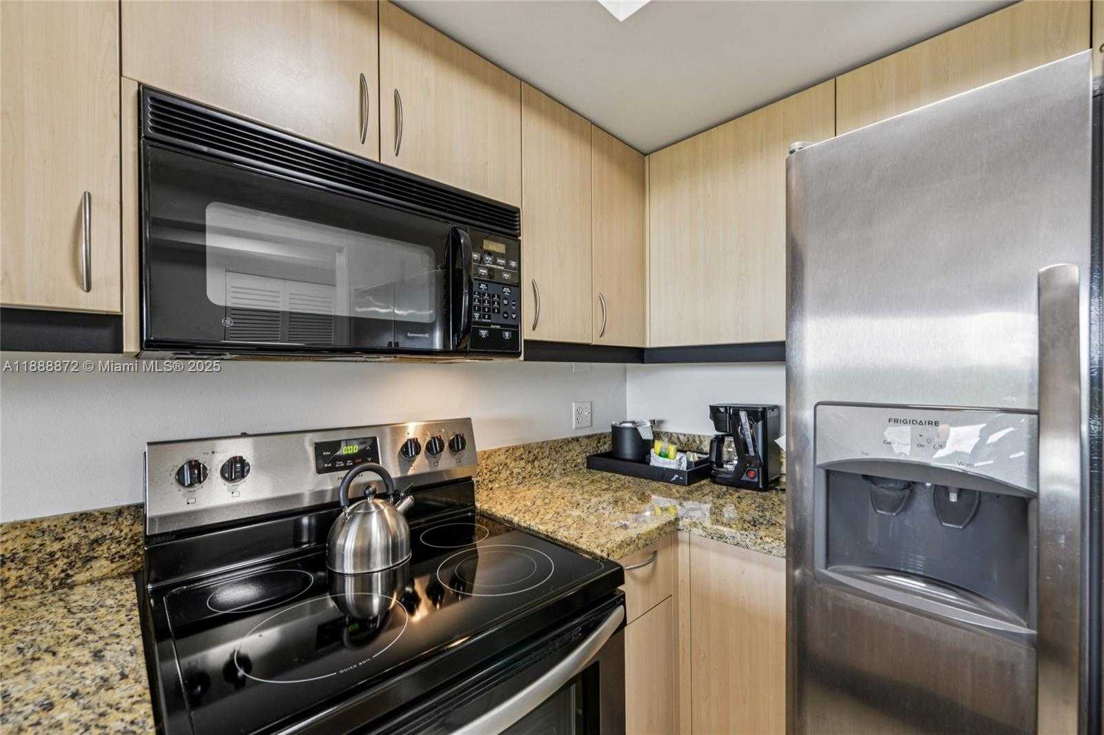 Small Image of 2951 SOUTH BAYSHORE DR #710, Miami Number 11