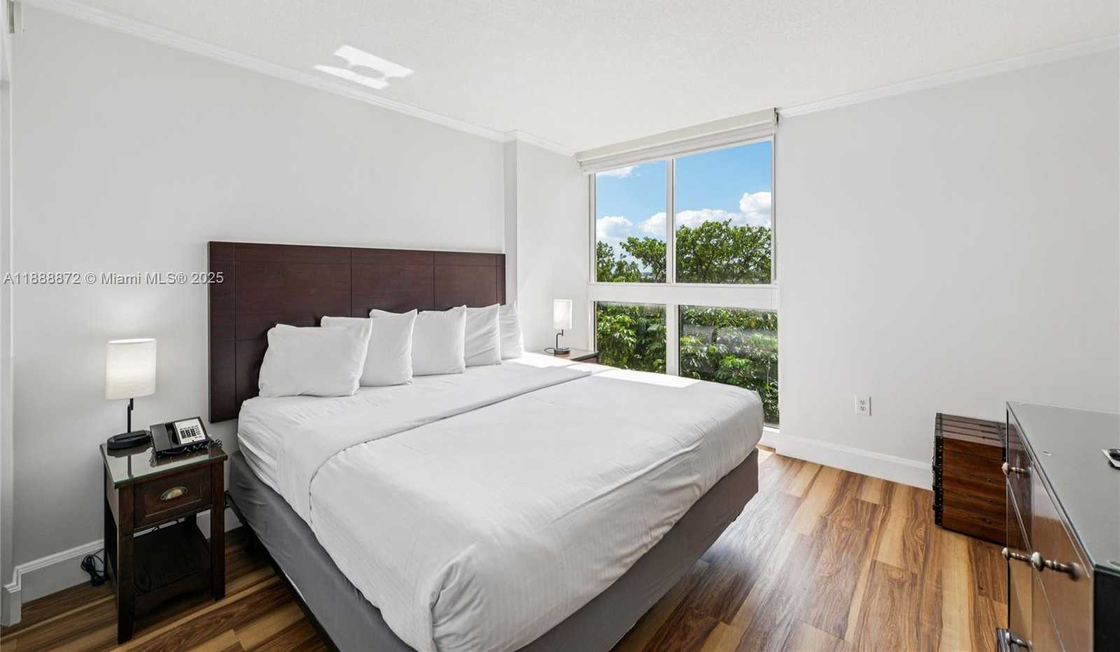 Small Image of 2951 SOUTH BAYSHORE DR #710, Miami Number 15