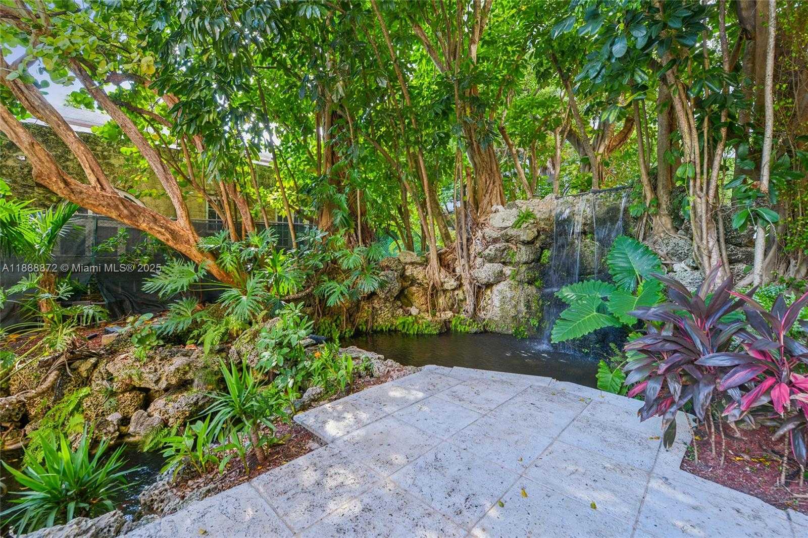 Small Image of 2951 SOUTH BAYSHORE DR #710, Miami Number 23