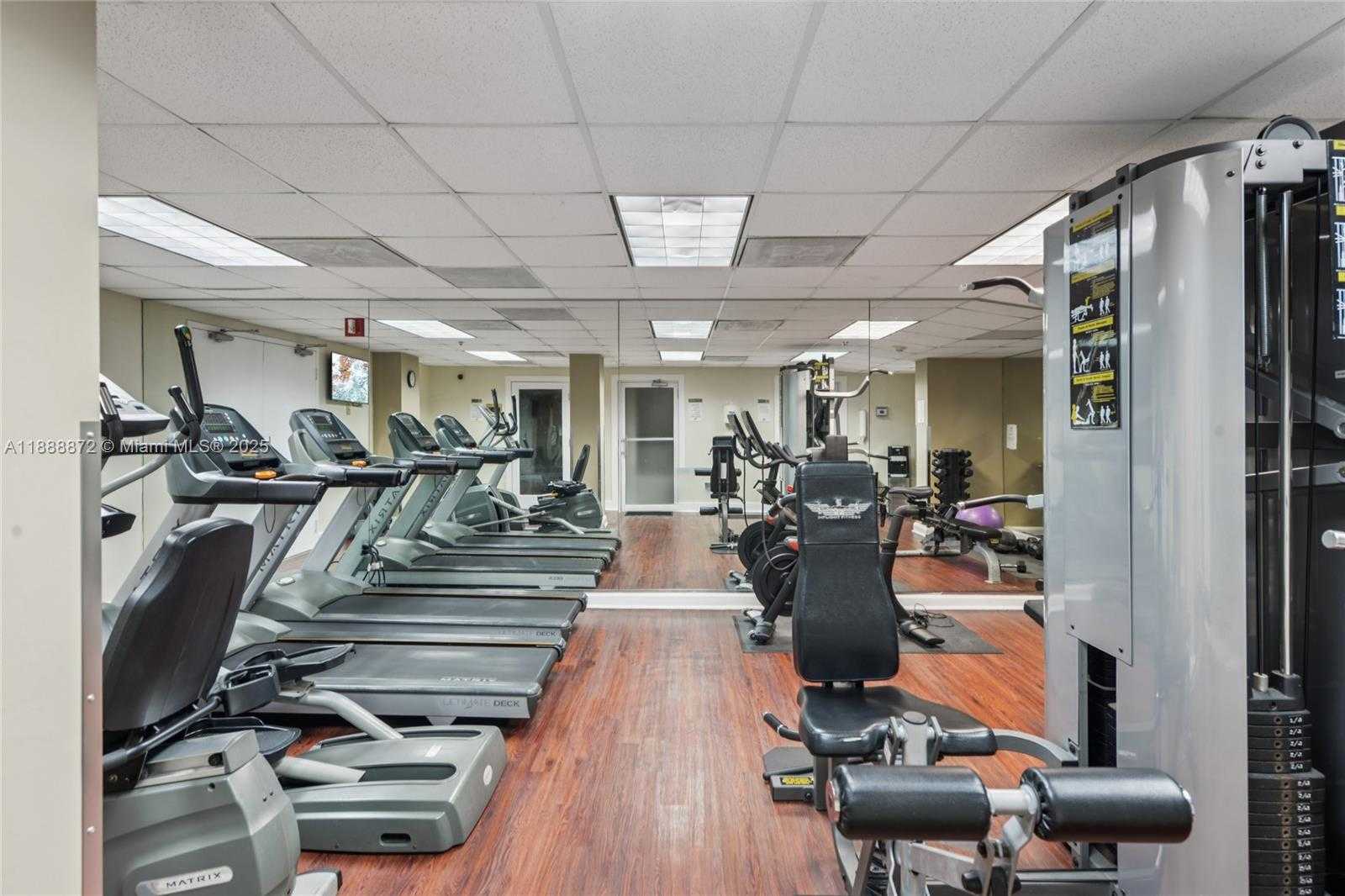 Small Image of 2951 SOUTH BAYSHORE DR #710, Miami Number 26