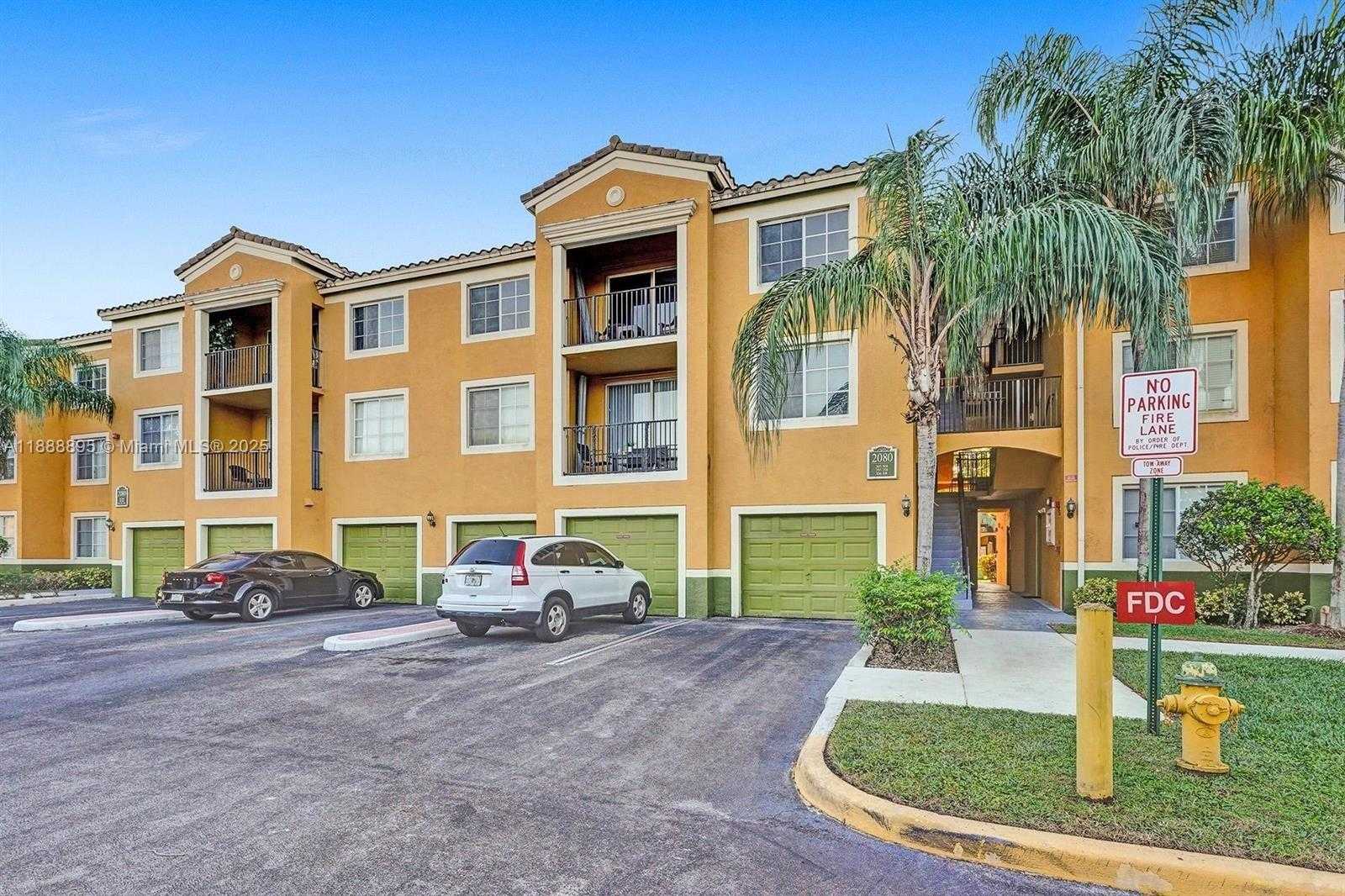 Small Image of 2301 WEST PRESERVE WAY #306, Miramar Number 15