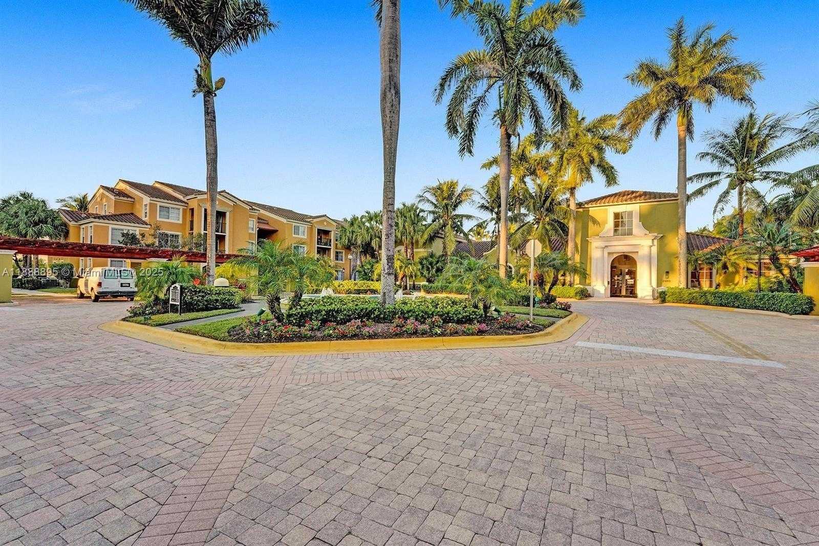 Small Image of 2301 WEST PRESERVE WAY #306, Miramar Number 16