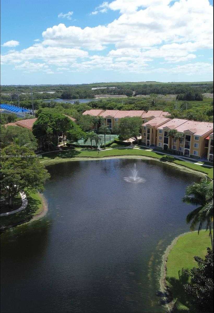 Small Image of 2301 WEST PRESERVE WAY #306, Miramar Number 18