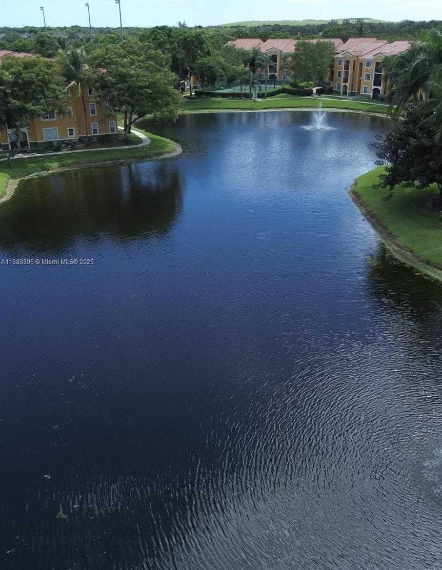 Small Image of 2301 WEST PRESERVE WAY #306, Miramar Number 19