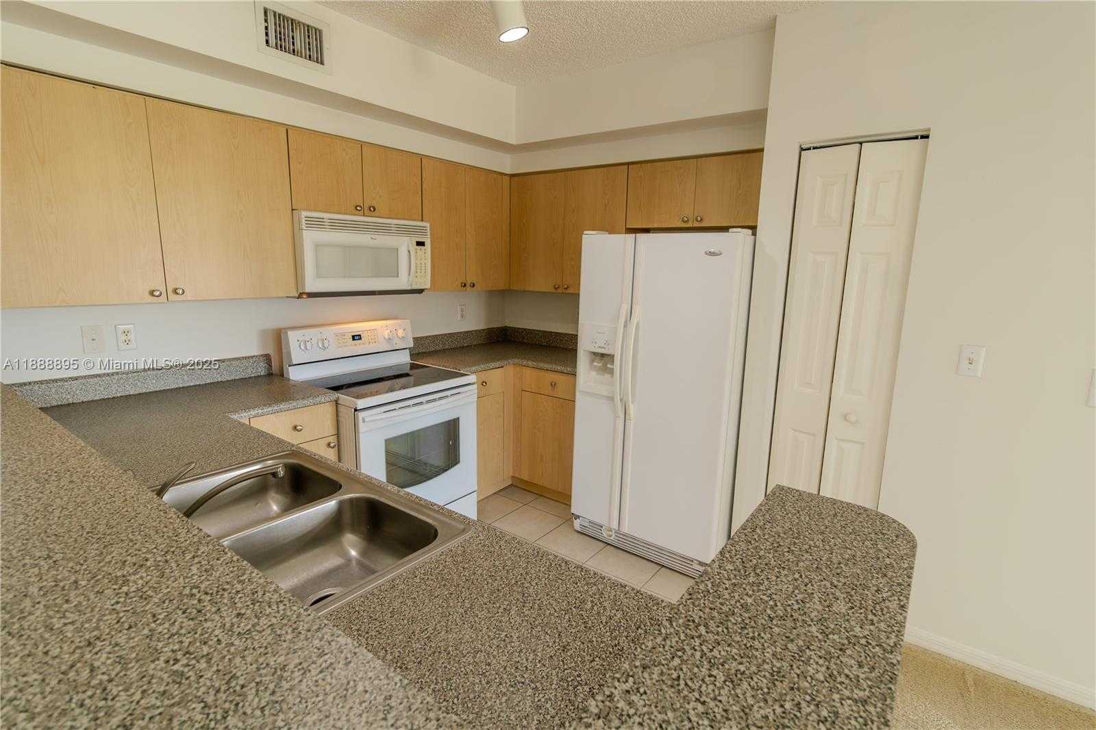 Small Image of 2301 WEST PRESERVE WAY #306, Miramar Number 3