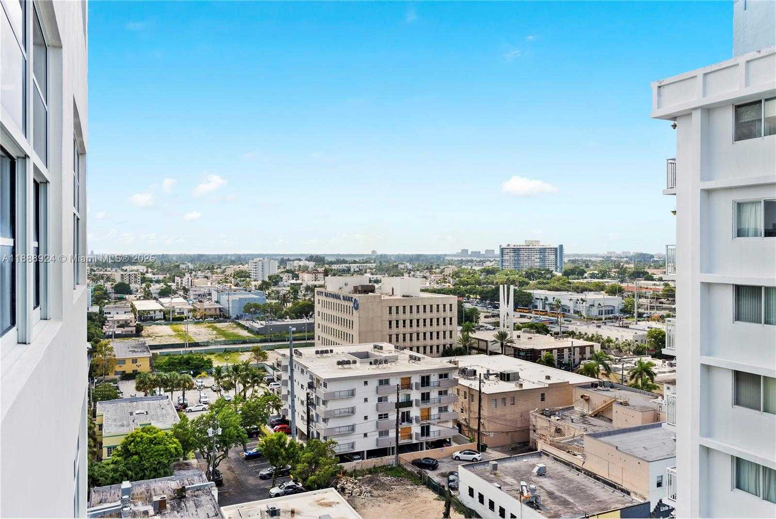 Small Image of 6917 COLLINS AVE #1512, Miami Beach Number 2