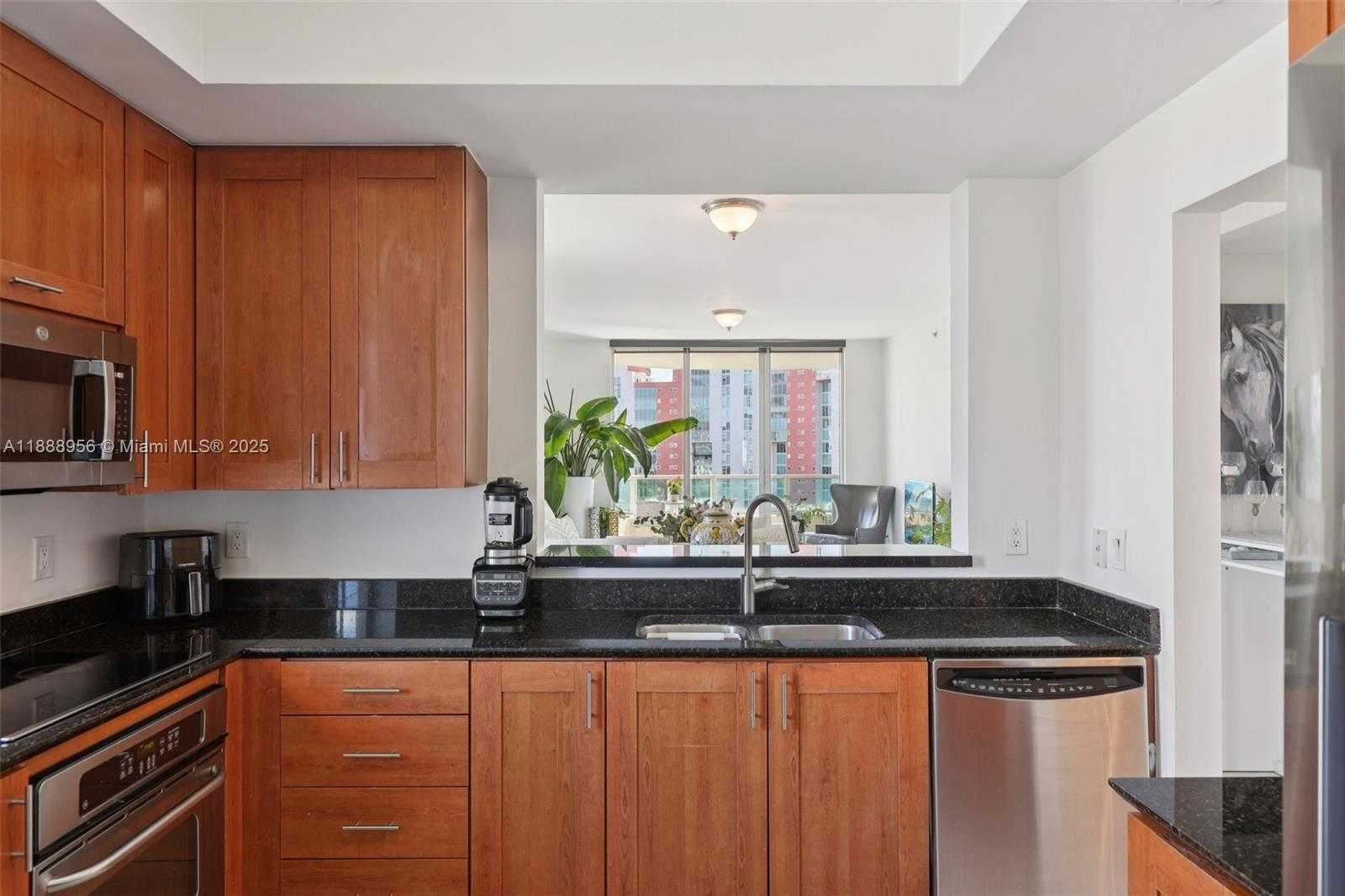 Small Image of 3340 NORTH EAST 190TH ST #1101, Aventura Number 11