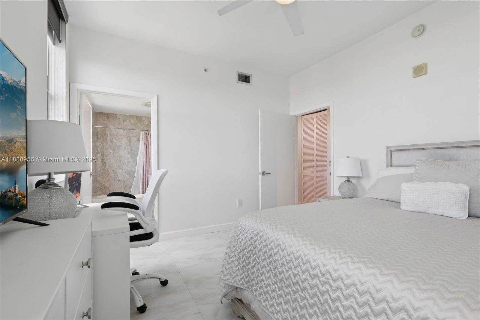 Small Image of 3340 NORTH EAST 190TH ST #1101, Aventura Number 27