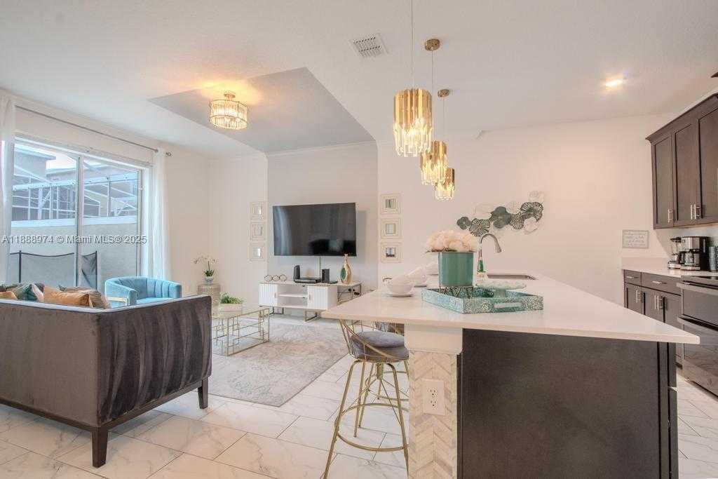 Small Image of 962 SPLASH SHOT PL, Kissimmee Number 3
