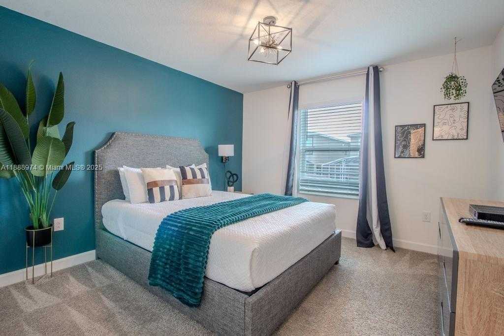 Small Image of 962 SPLASH SHOT PL, Kissimmee Number 7