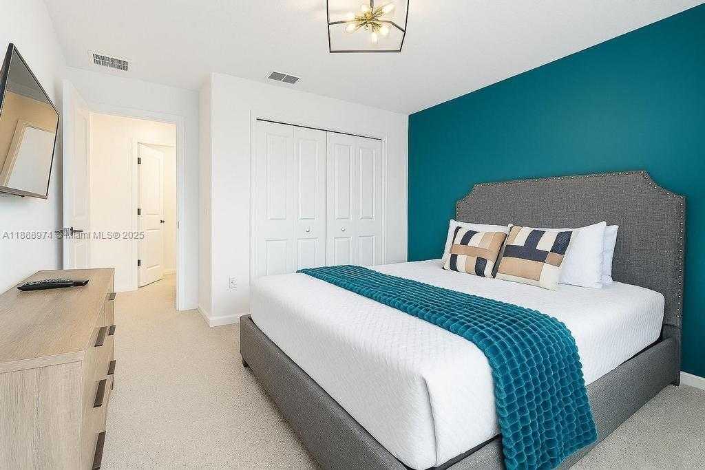 Small Image of 962 SPLASH SHOT PL, Kissimmee Number 8