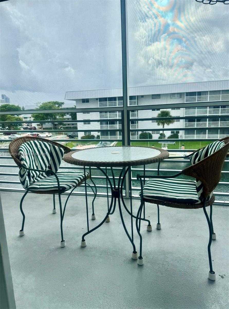 Small Image of 3600 NORTH EAST 170 ST #Apt.D.303, North Miami Beach Number 17