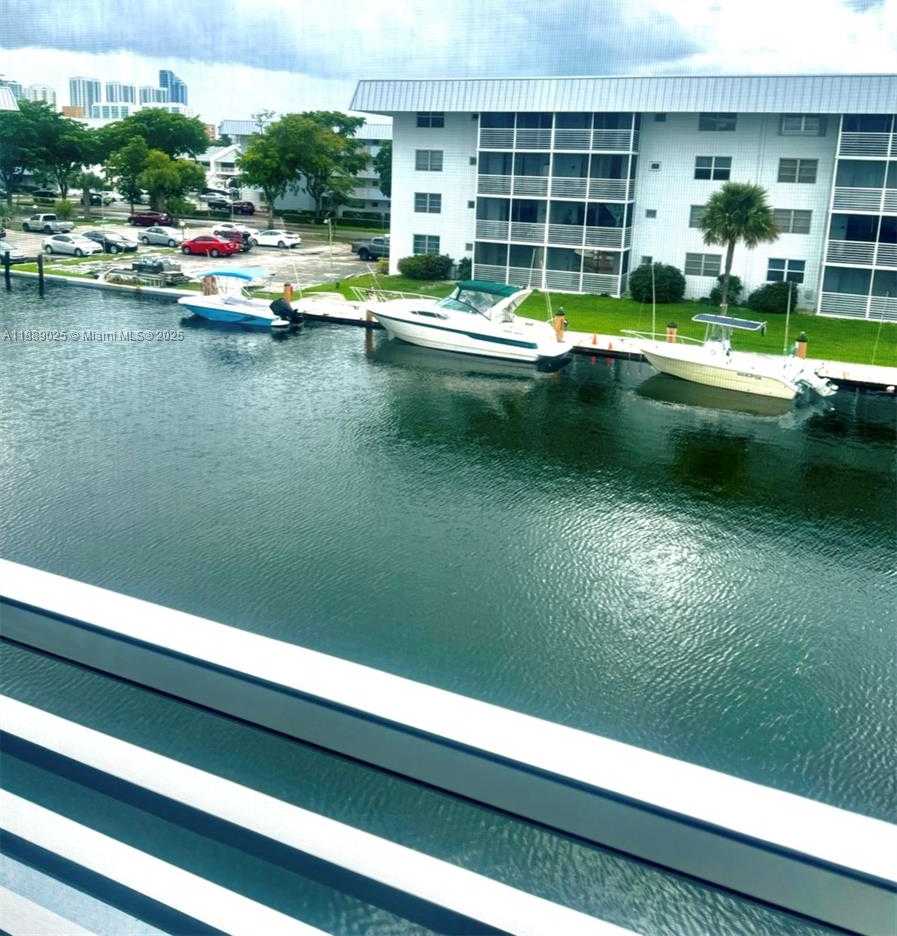 Small Image of 3600 NORTH EAST 170 ST #Apt.D.303, North Miami Beach Number 19