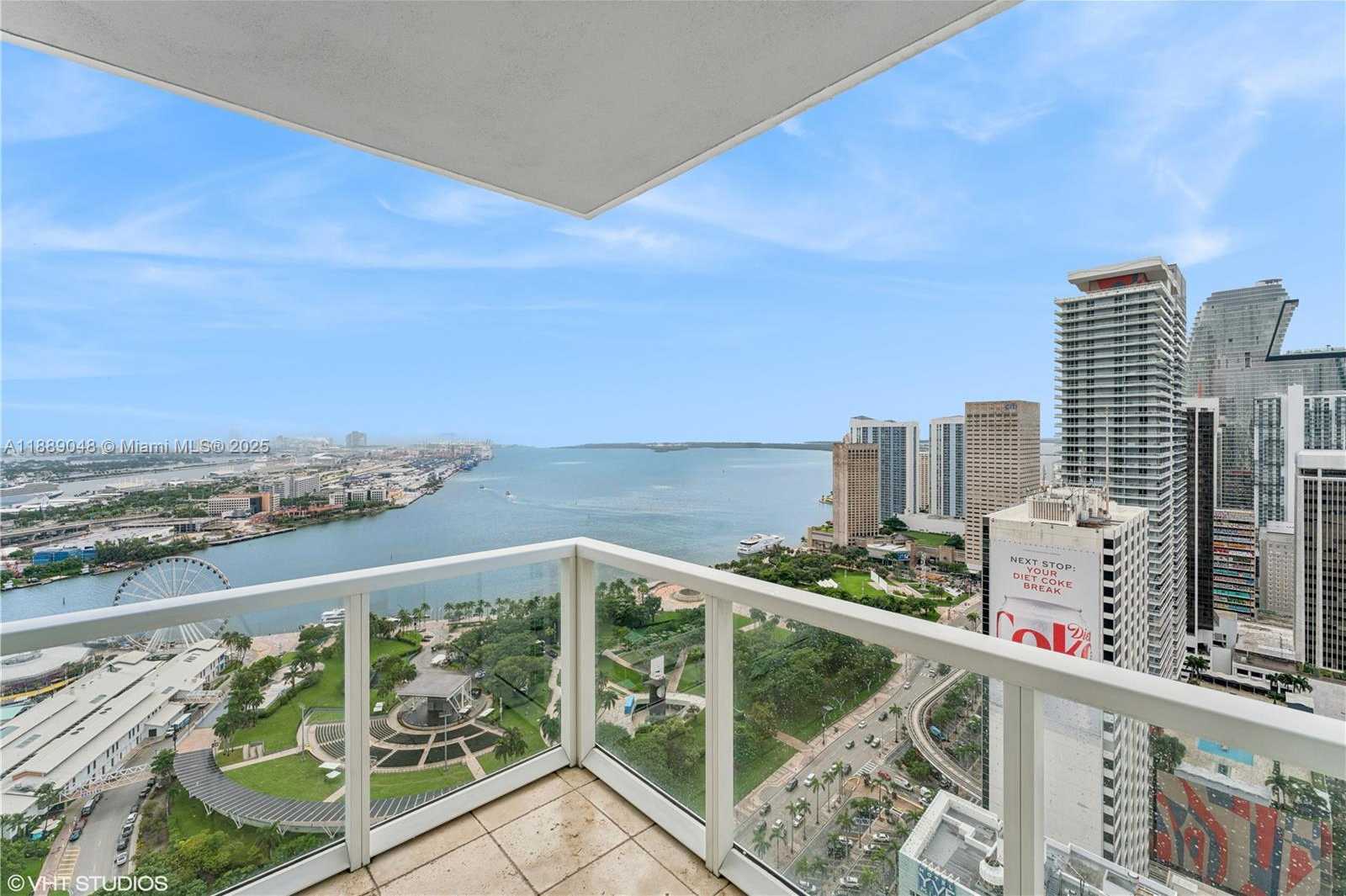 Small Image of 244 BISCAYNE BLVD #3903, Miami Number 24