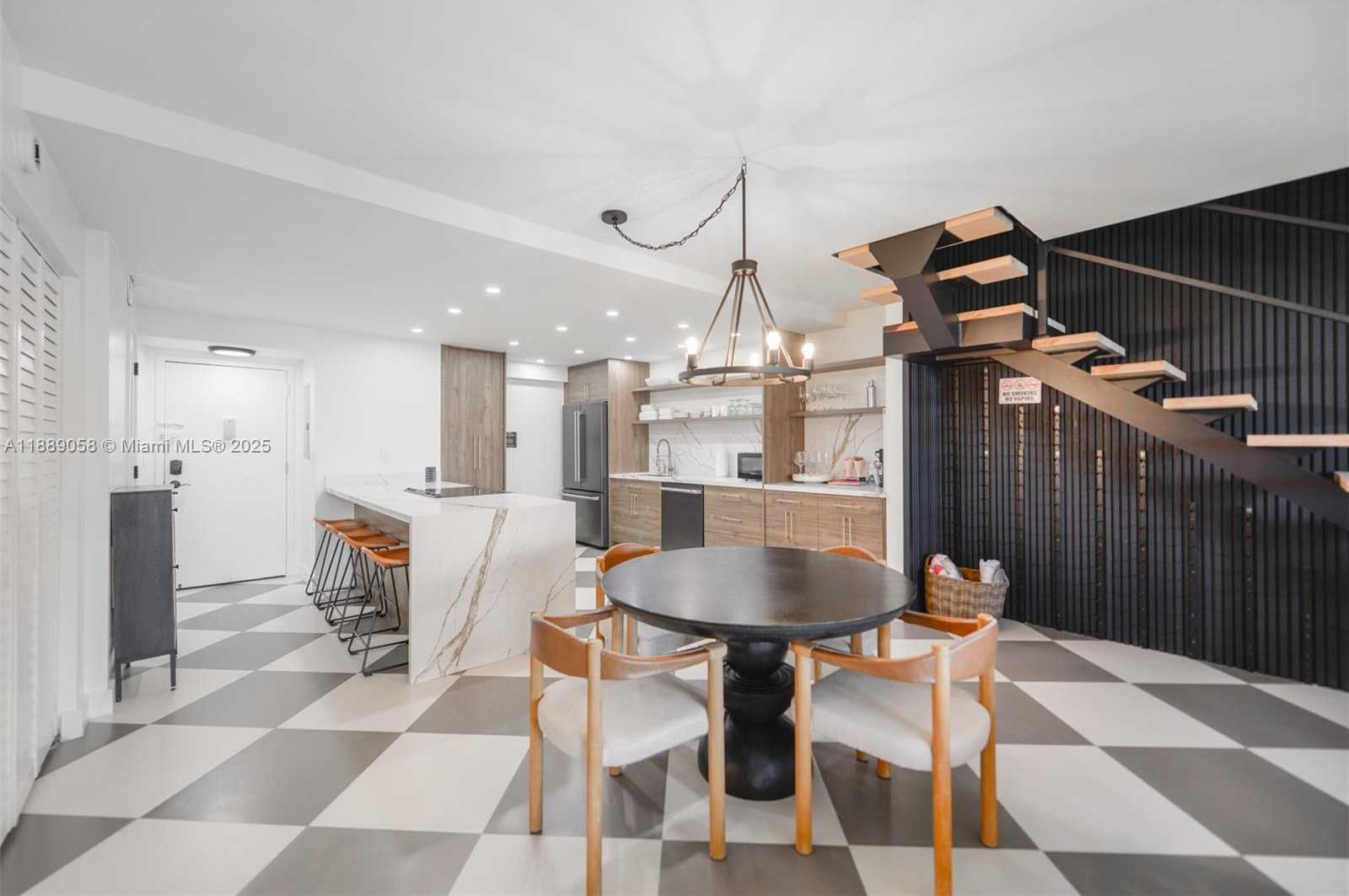 Small Image of 17800 ATLANTIC BLVD #PH14, Sunny Isles Beach Number 10