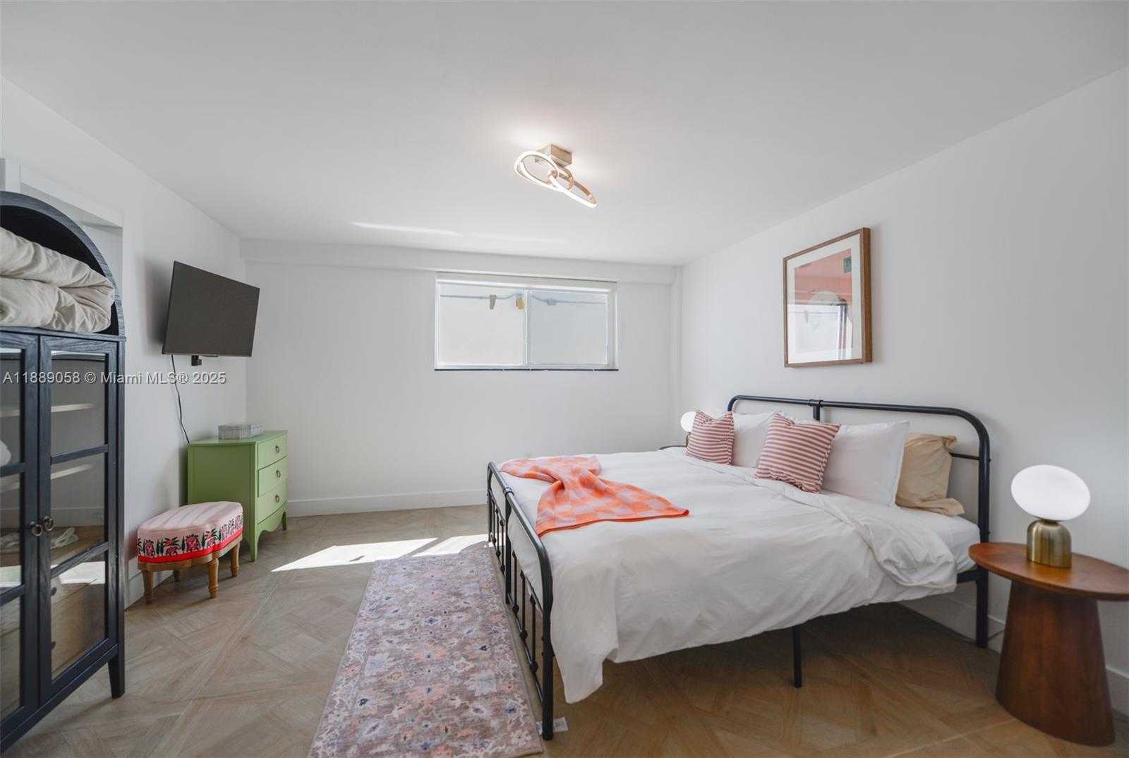 Small Image of 17800 ATLANTIC BLVD #PH14, Sunny Isles Beach Number 25