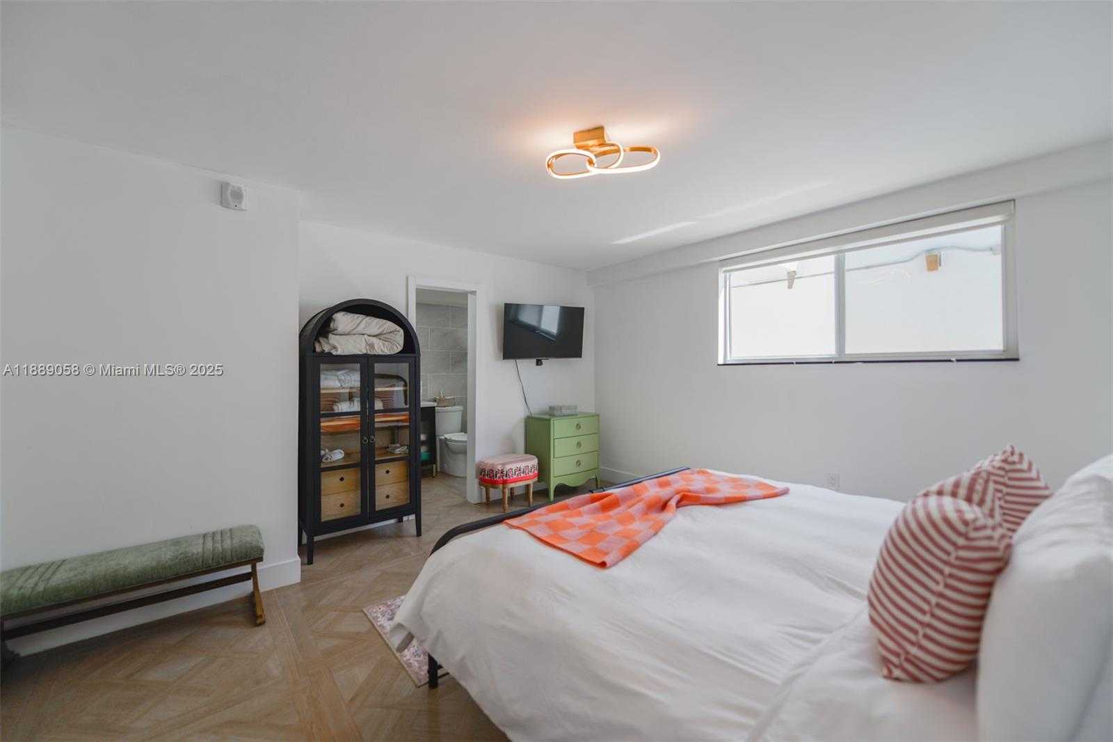 Small Image of 17800 ATLANTIC BLVD #PH14, Sunny Isles Beach Number 27