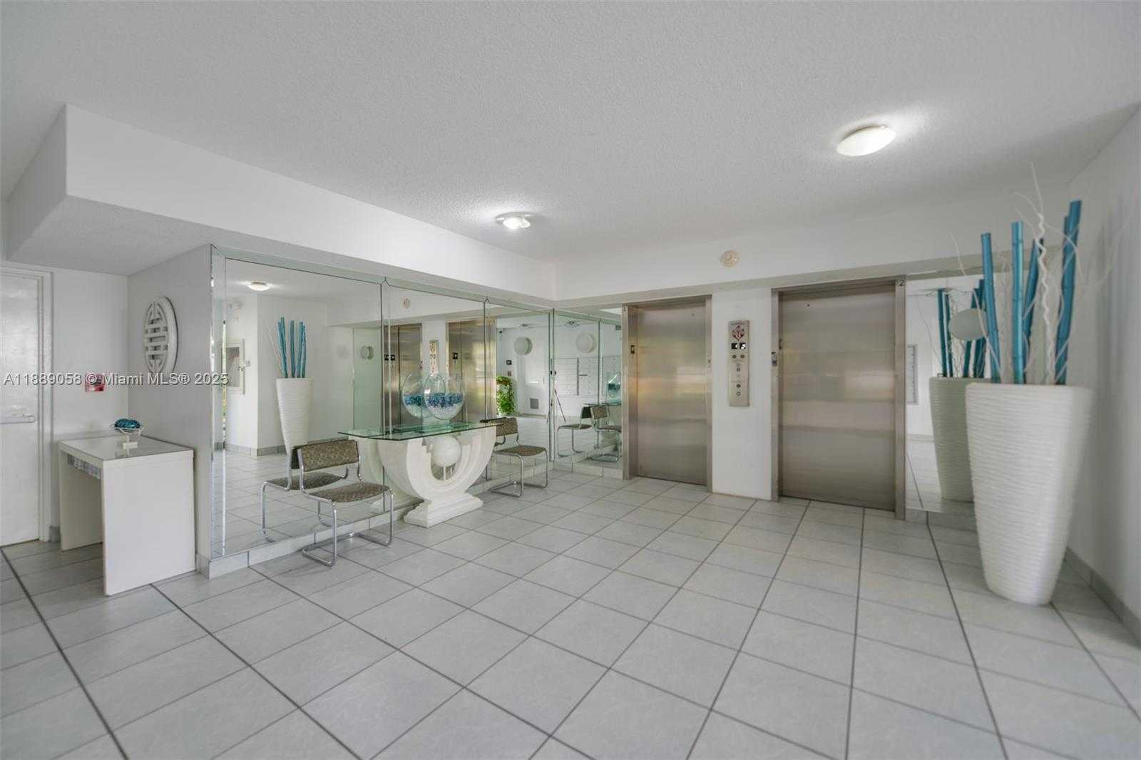 Small Image of 17800 ATLANTIC BLVD #PH14, Sunny Isles Beach Number 34