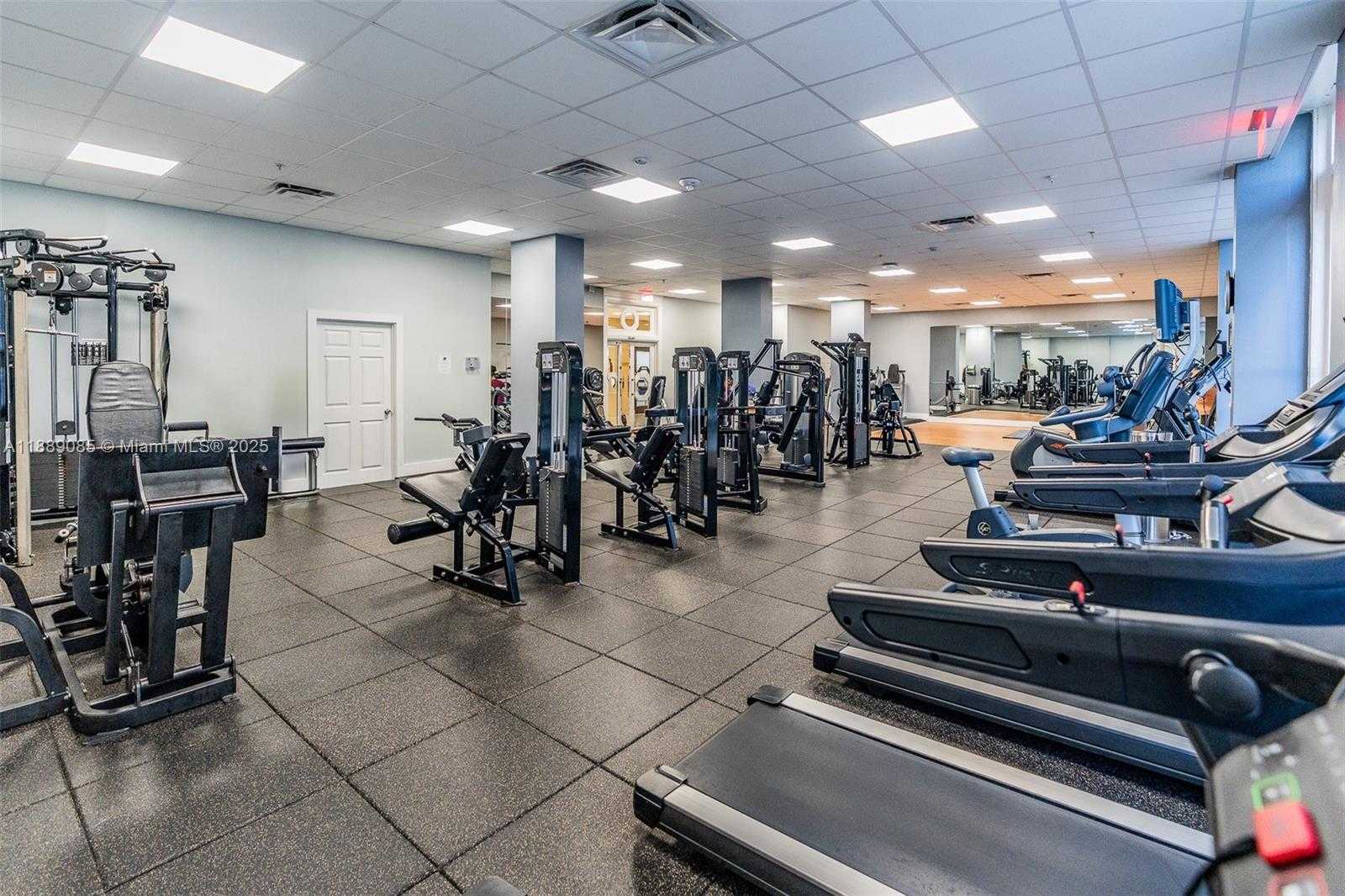 Small Image of 2030 SOUTH OCEAN DR #1127, Hallandale Beach Number 30