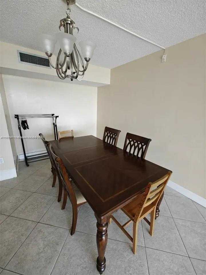 Small Image of 3701 NORTH COUNTRY CLUB DR #705, Aventura Number 2
