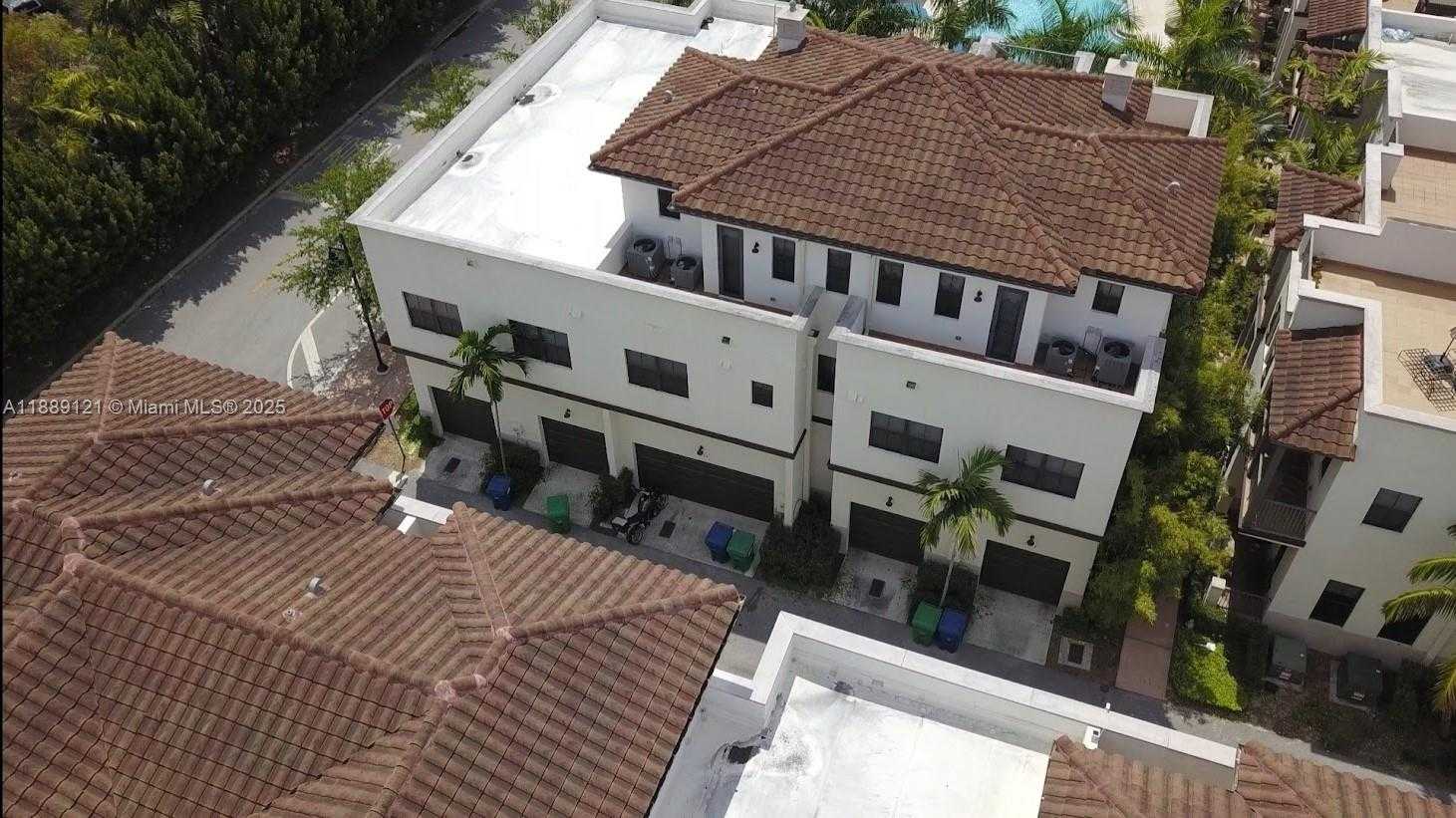 Small Image of 5244 NORTH WEST 83RD CT #5244, Doral Number 15