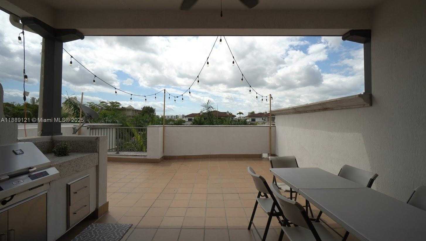 Small Image of 5244 NORTH WEST 83RD CT #5244, Doral Number 9