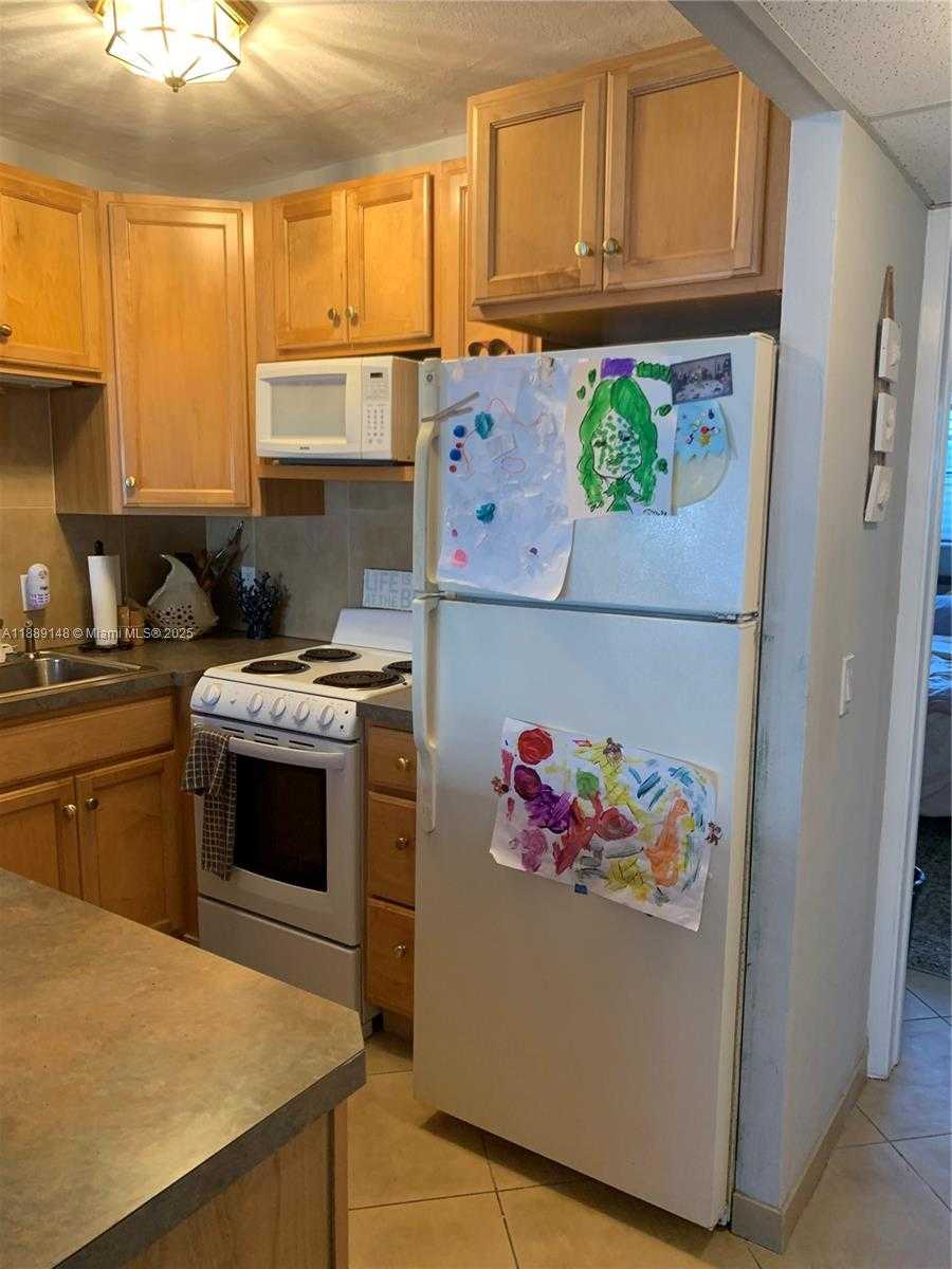 Small Image of 322 TAYLOR ST #2D, Hollywood Number 12
