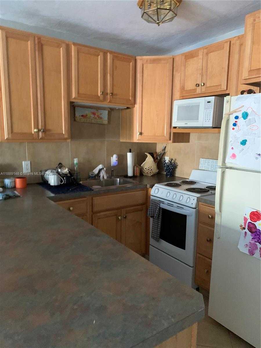Small Image of 322 TAYLOR ST #2D, Hollywood Number 15