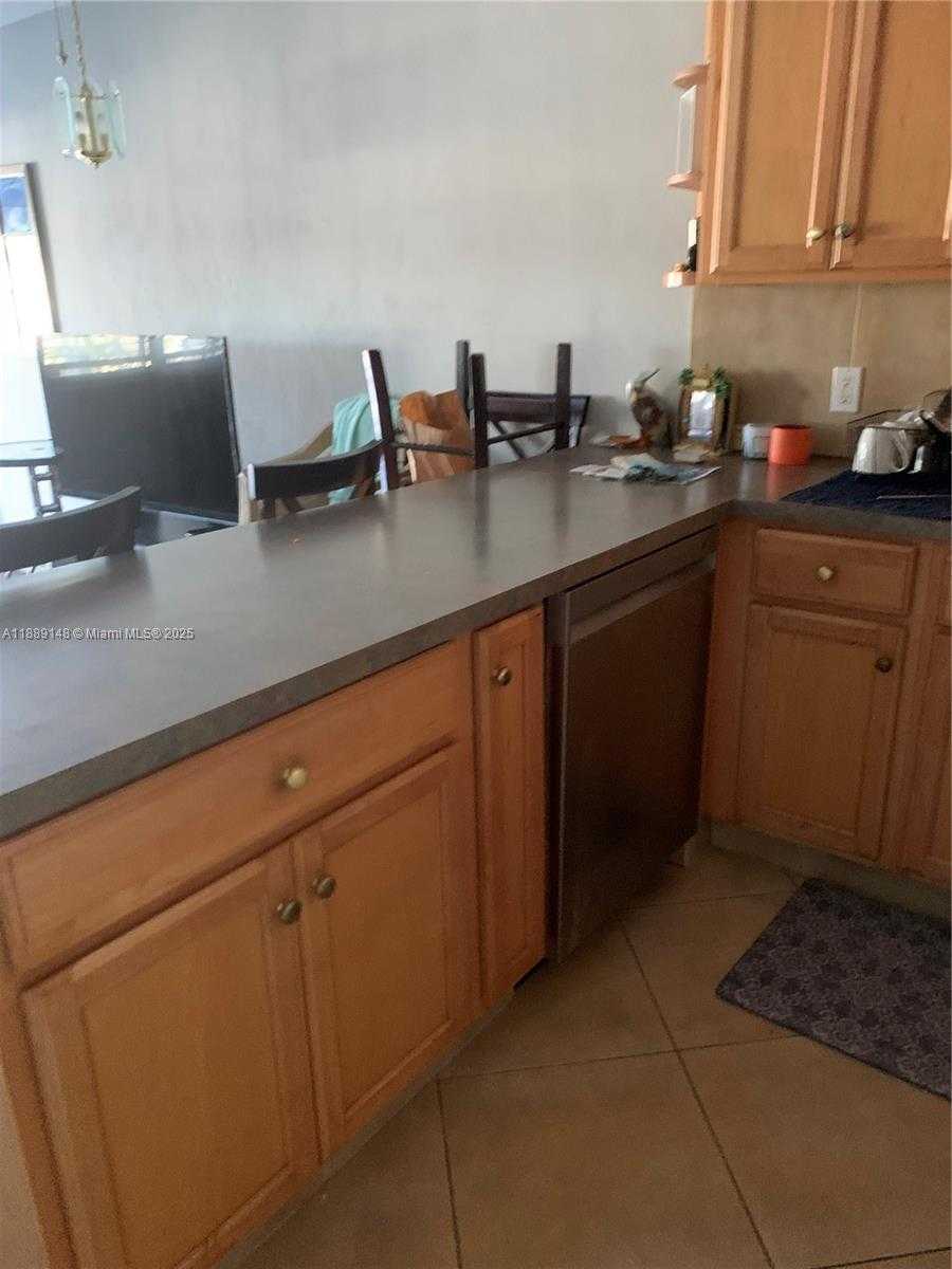 Small Image of 322 TAYLOR ST #2D, Hollywood Number 16