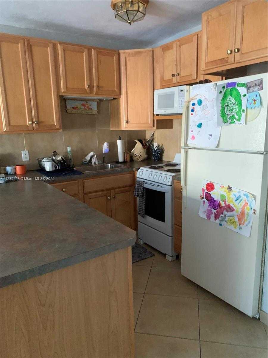Small Image of 322 TAYLOR ST #2D, Hollywood Number 21