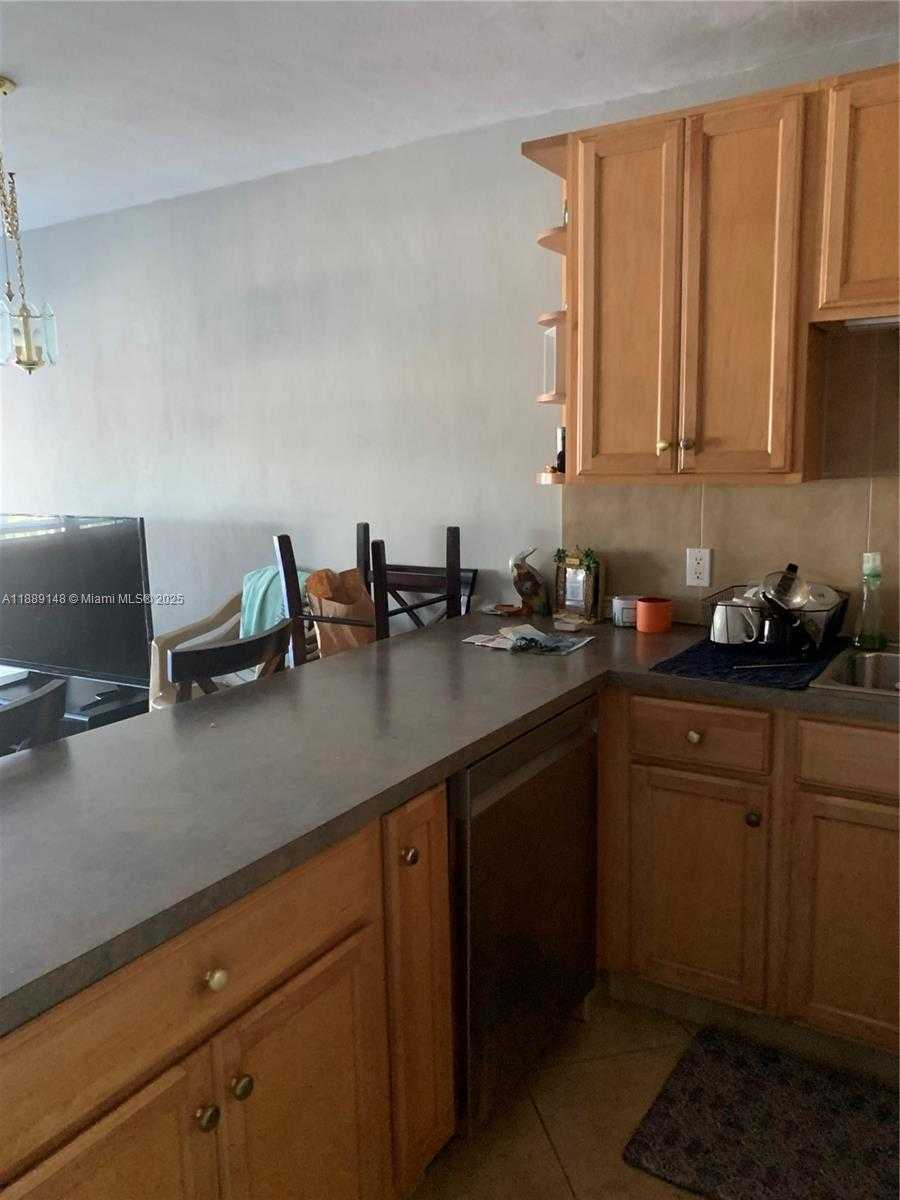 Small Image of 322 TAYLOR ST #2D, Hollywood Number 22