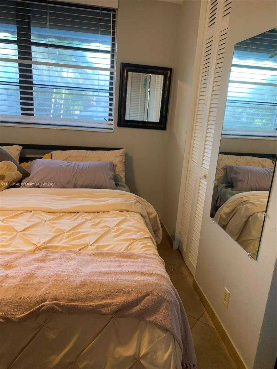 Small Image of 322 TAYLOR ST #2D, Hollywood Number 25