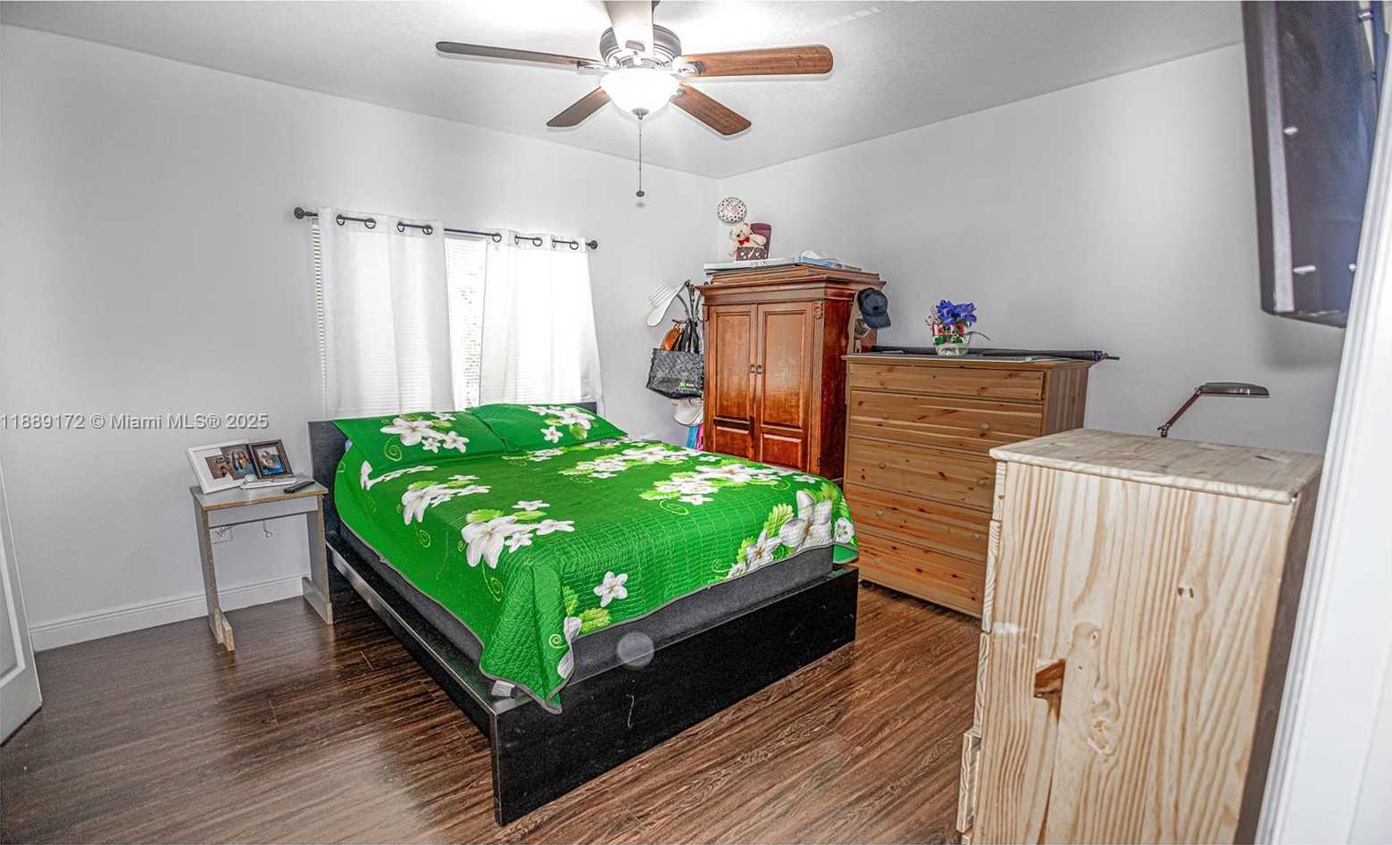 Small Image of 18272 SOUTH WEST 108TH PATH, Miami Number 10