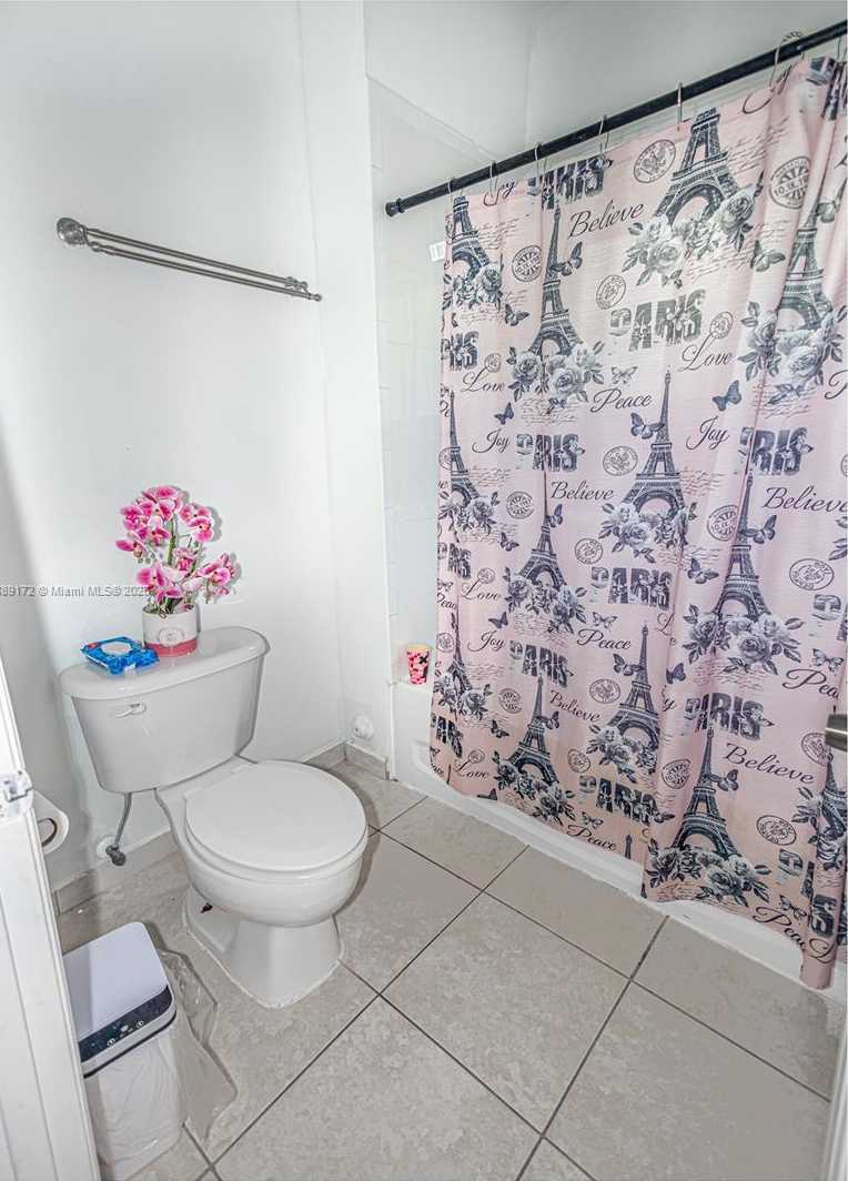 Small Image of 18272 SOUTH WEST 108TH PATH, Miami Number 14