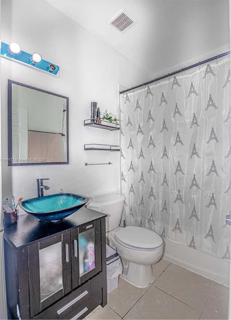 Small Image of 18272 SOUTH WEST 108TH PATH, Miami Number 16