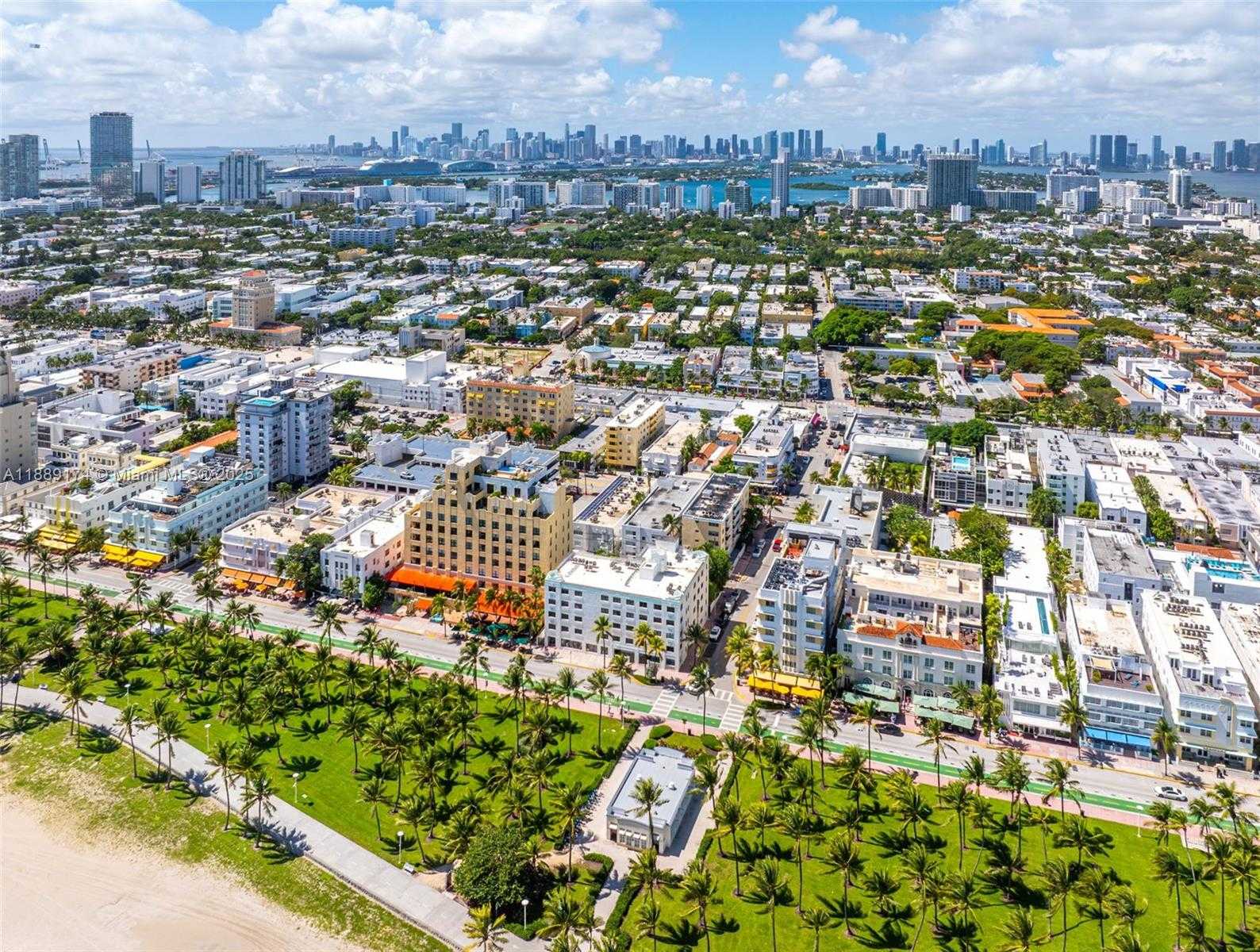 Small Image of 1390 OCEAN DR #202, Miami Beach Number 54