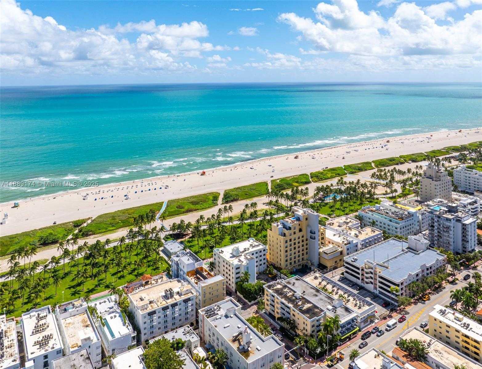 Small Image of 1390 OCEAN DR #202, Miami Beach Number 58