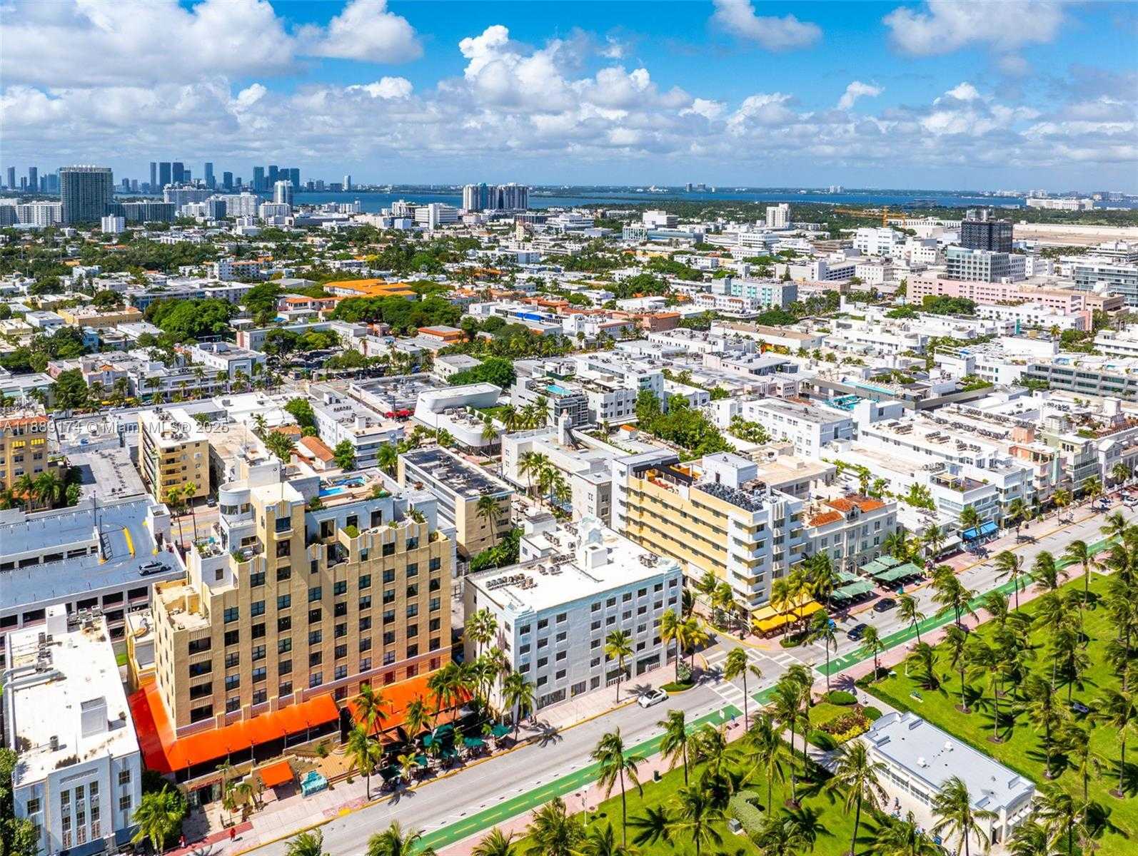 Small Image of 1390 OCEAN DR #202, Miami Beach Number 64