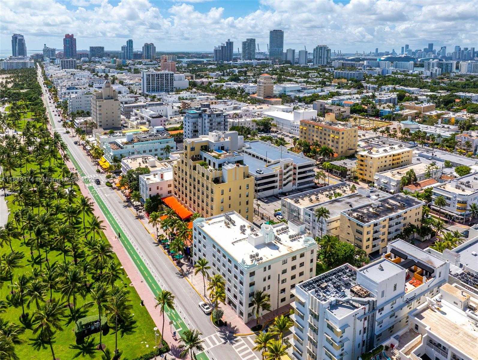 Small Image of 1390 OCEAN DR #202, Miami Beach Number 67