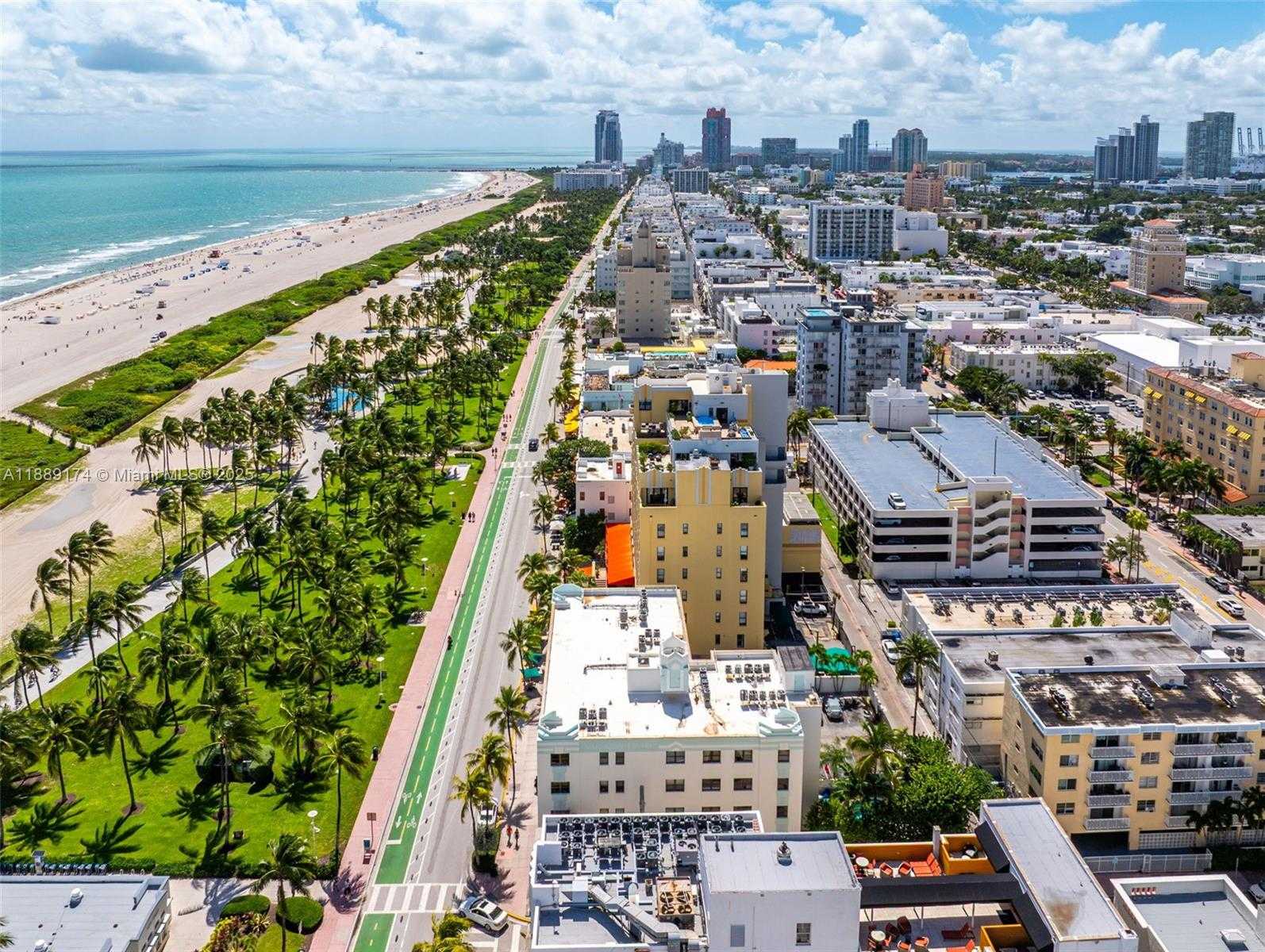 Small Image of 1390 OCEAN DR #202, Miami Beach Number 68