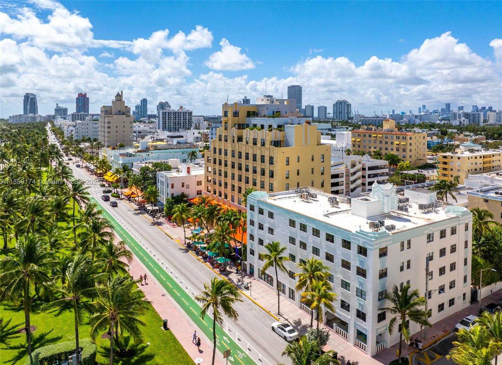 Small Image of 1390 OCEAN DR #202, Miami Beach Number 75